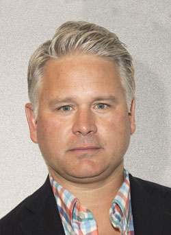 Warren Ostergard Headshot Photo